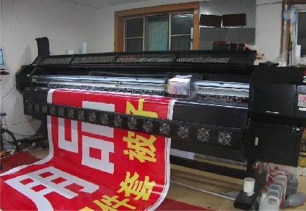 威远喷绘广告分辨率是多少？